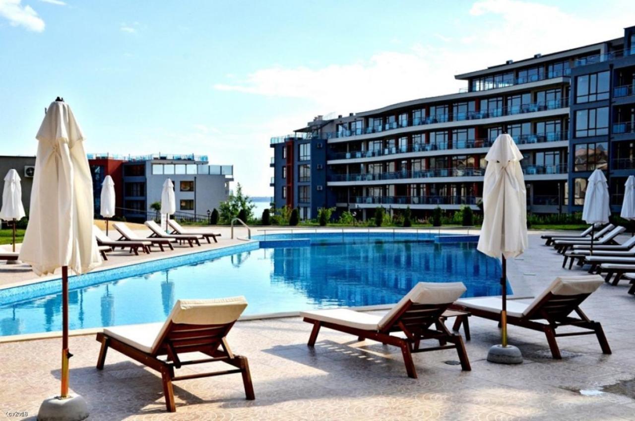 Апартаменты Sunwave Свети Влас Exterior photo